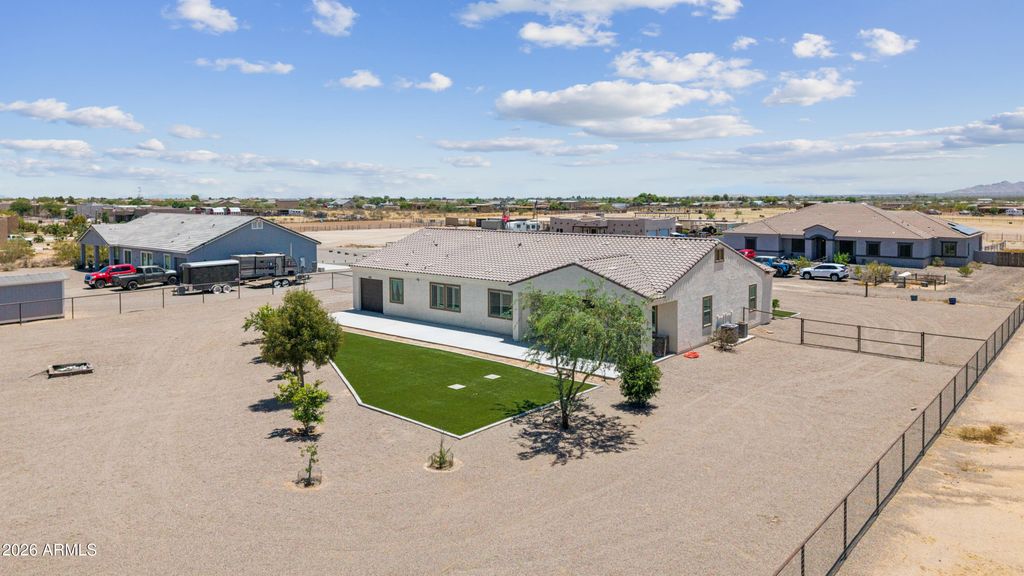 Image 60 of property listing at 21240 W MORNING VISTA Drive, Wittmann, AZ 85361