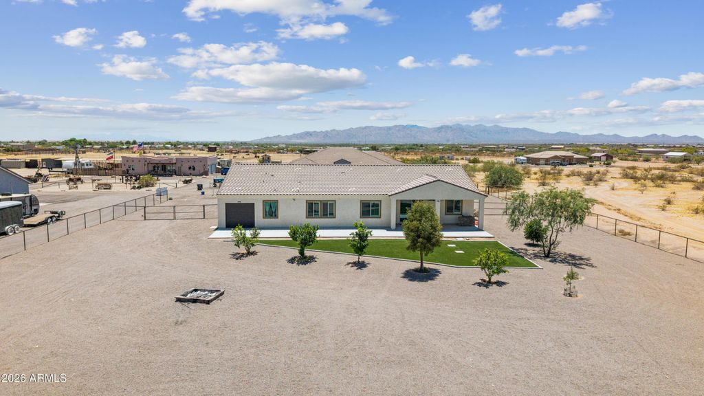 Image 63 of property listing at 21240 W MORNING VISTA Drive, Wittmann, AZ 85361