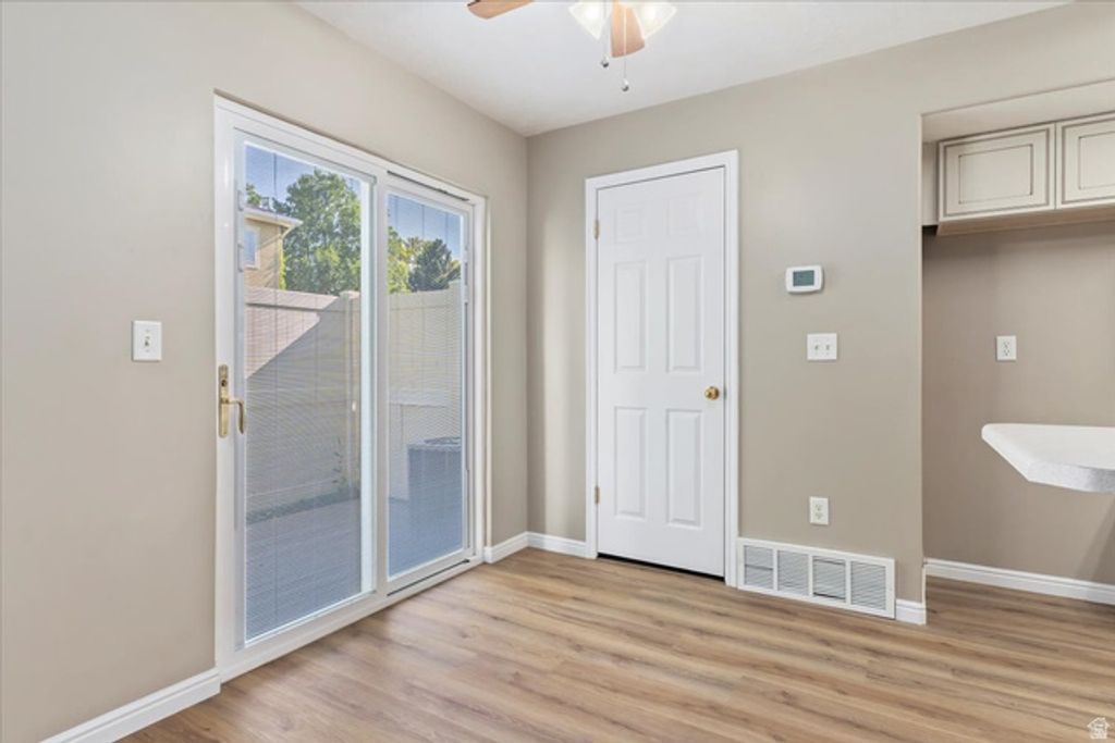 Image 8 of property listing at 4790 W BARLETTA CT, West Jordan, UT 84084