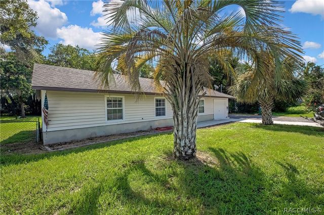 6675 S Frankfurter Way, Homosassa, FL 34446