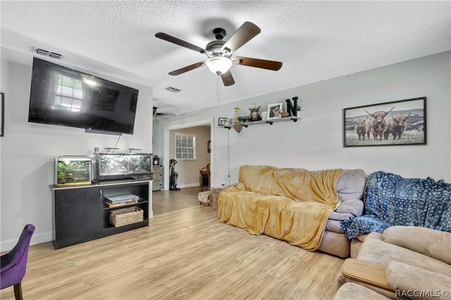 6675 S Frankfurter Way, Homosassa, FL 34446