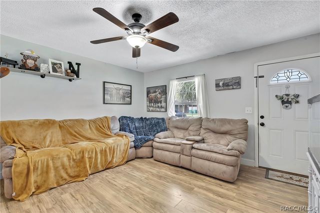 6675 S Frankfurter Way, Homosassa, FL 34446