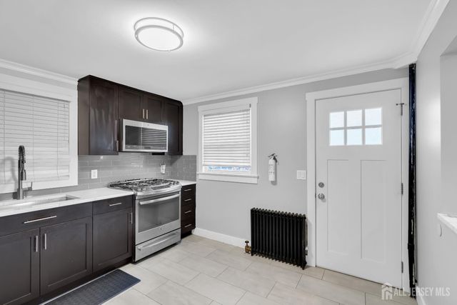 20 Burnet Street, Avenel, NJ 07001