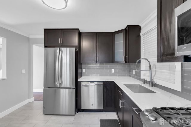 20 Burnet Street, Avenel, NJ 07001