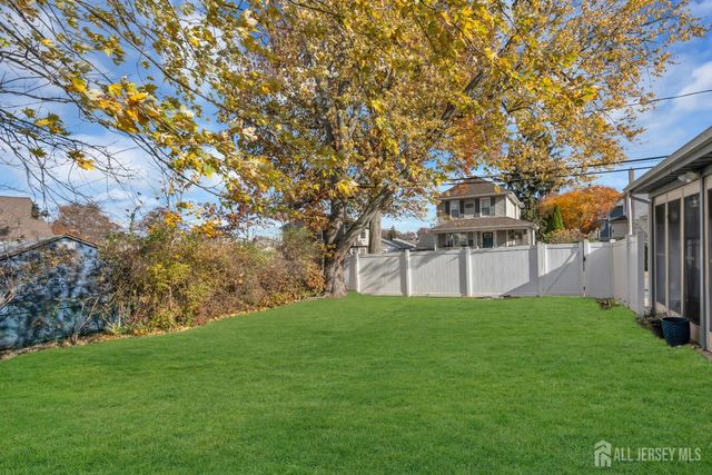 20 Burnet Street, Avenel, NJ 07001