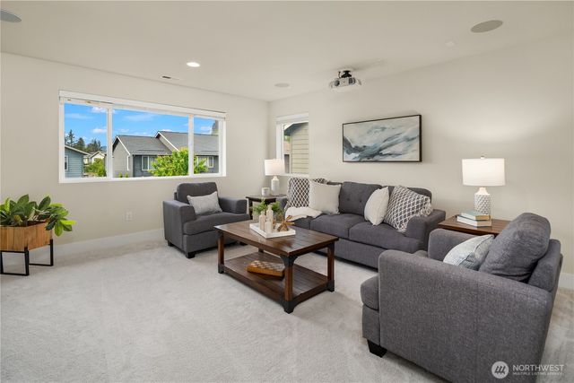336 Zemp Way NE, North Bend, WA 98045