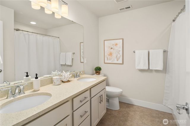 336 Zemp Way NE, North Bend, WA 98045