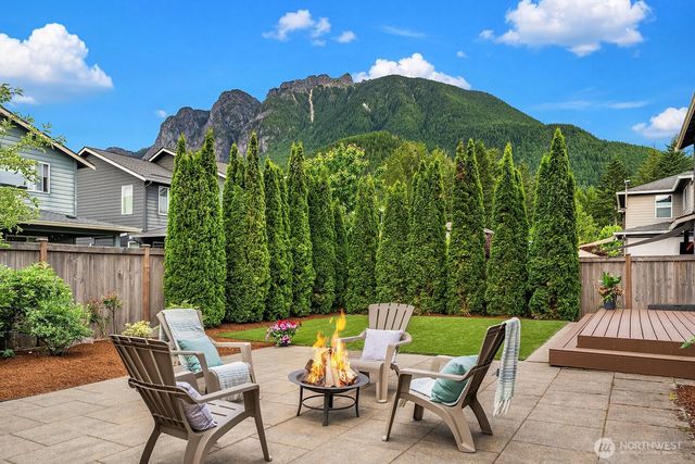 336 Zemp Way NE, North Bend, WA 98045