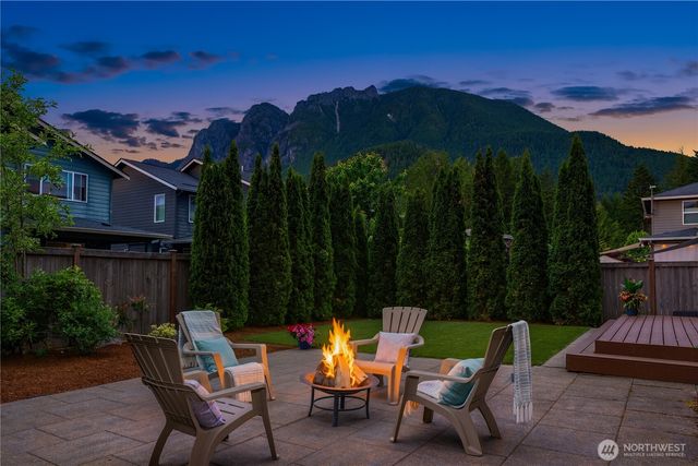 336 Zemp Way NE, North Bend, WA 98045