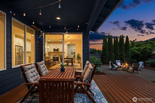 336 Zemp Way NE, North Bend, WA 98045