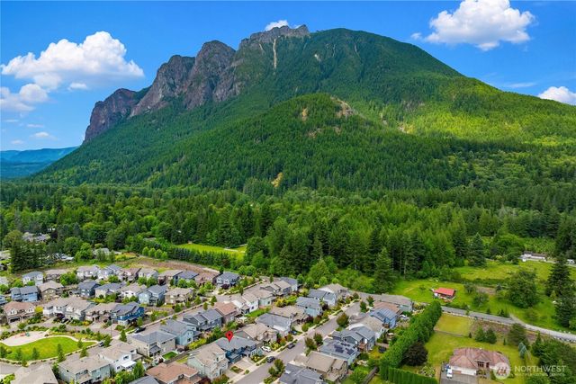336 Zemp Way NE, North Bend, WA 98045