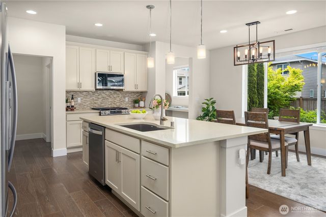 336 Zemp Way NE, North Bend, WA 98045