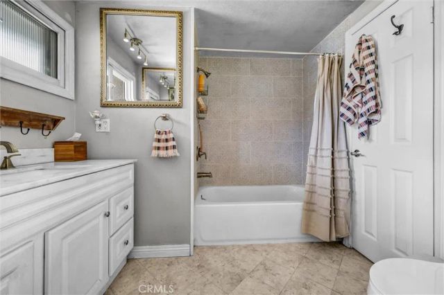 2530 Redcoach Lane, La Habra, CA 90631
