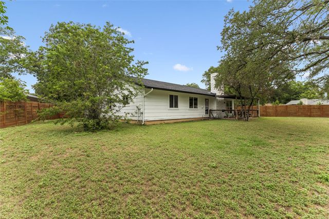 6107 Blarwood DR, Austin, TX 78745
