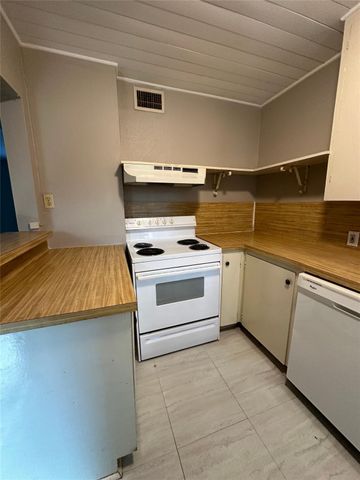 5216 McCarty W 3, Austin, TX 78749