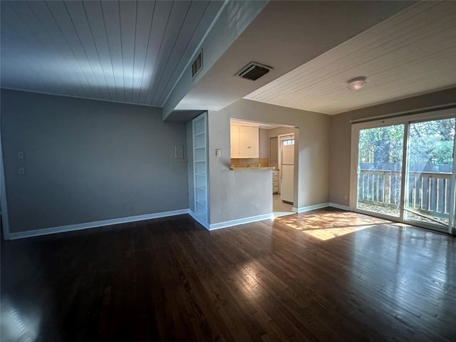 5216 McCarty W 3, Austin, TX 78749