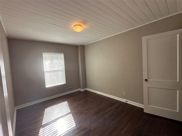 5216 McCarty W 3, Austin, TX 78749