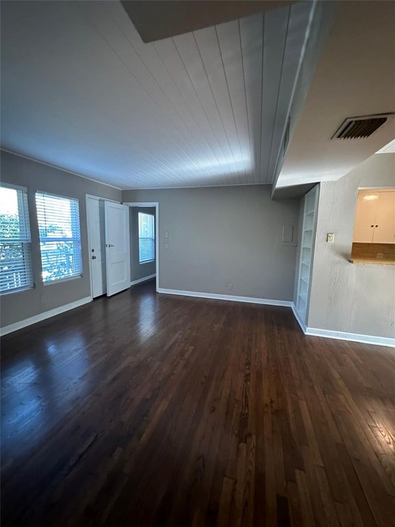 5216 McCarty W 3, Austin, TX 78749