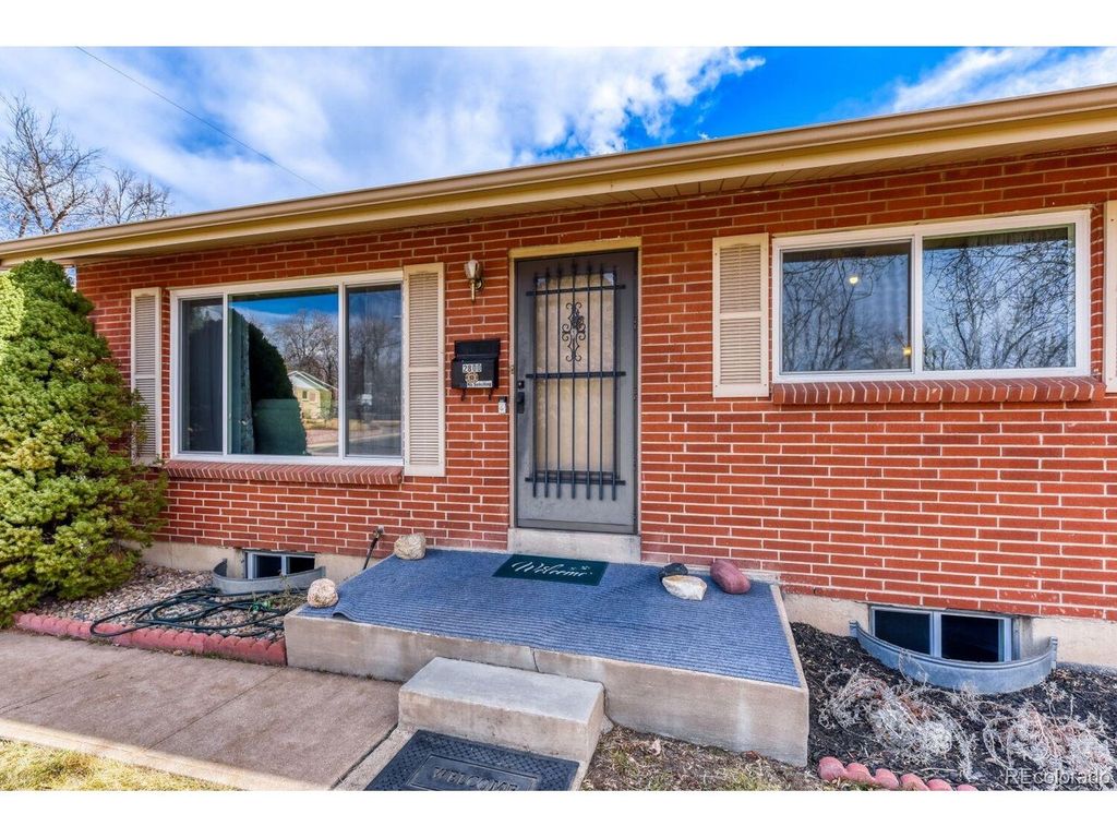 2800 S Perry St, Denver, CO 80236