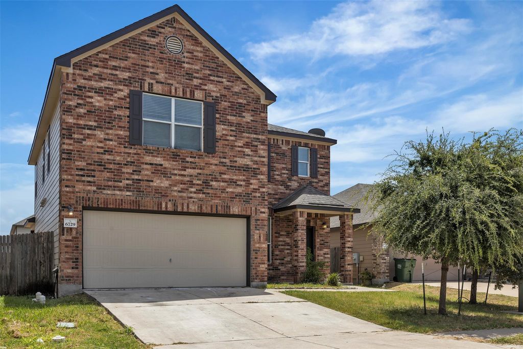 6729 Horseshoe Pond DR, Del Valle, TX 78617