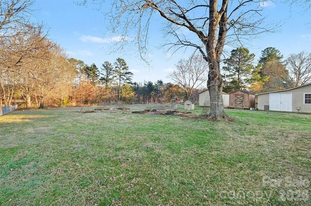 402 Shinnville Road, Mooresville, NC 28115