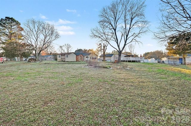 402 Shinnville Road, Mooresville, NC 28115