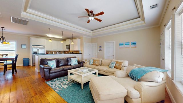 906 Helen Boulevard, Crystal Beach, TX 77650