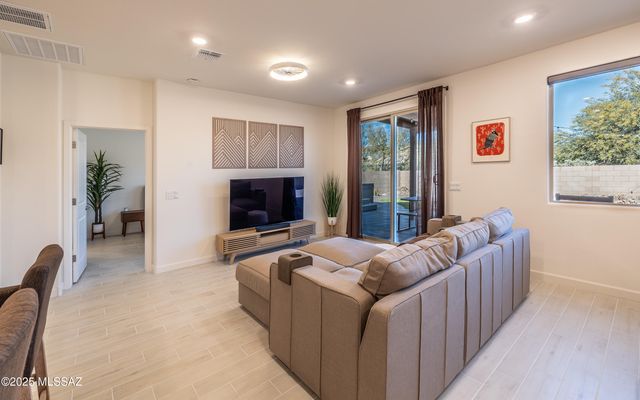 5643 S Black Mountain Way, Tucson, AZ 85757