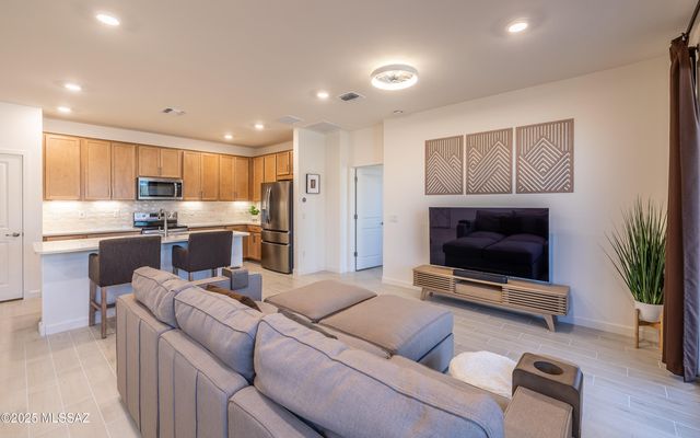 5643 S Black Mountain Way, Tucson, AZ 85757