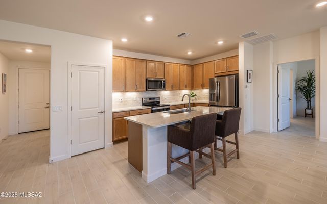 5643 S Black Mountain Way, Tucson, AZ 85757