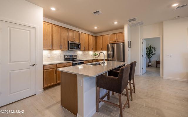 5643 S Black Mountain Way, Tucson, AZ 85757