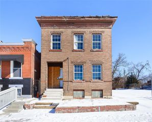 4611 Natural Bridge Avenue, St Louis, MO 63115