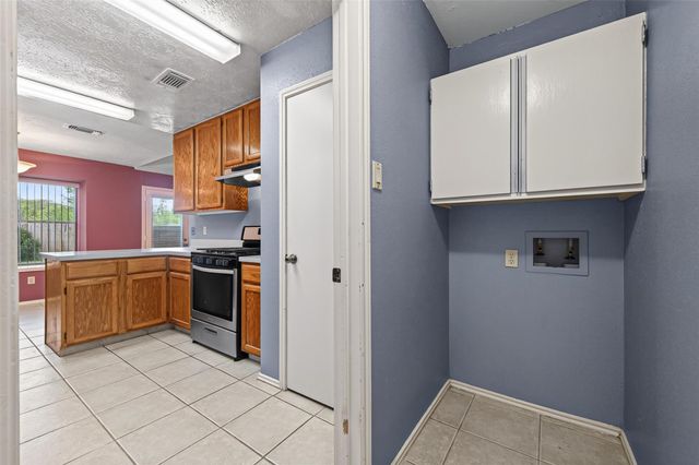 7522 Flair Oaks Drive, Houston, TX 77040