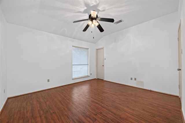 7522 Flair Oaks Drive, Houston, TX 77040