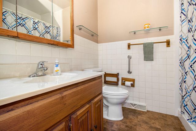 7232 W Lynwood Drive, Michigan City, IN 46360