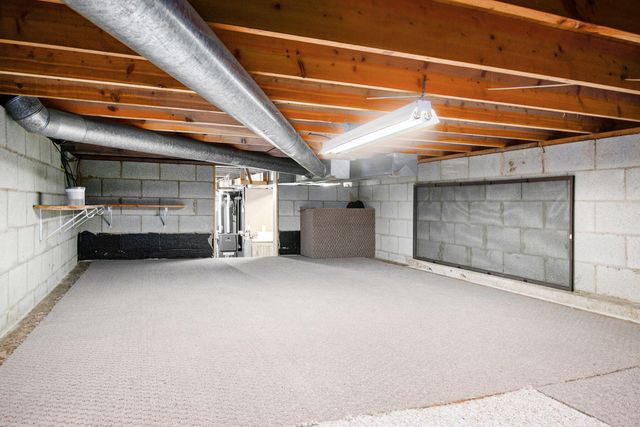 7232 W Lynwood Drive, Michigan City, IN 46360