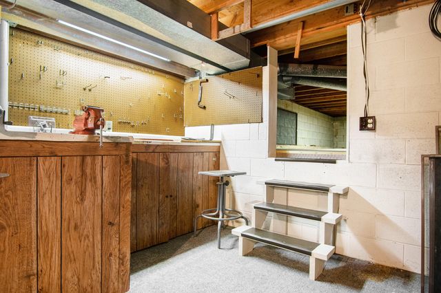 7232 W Lynwood Drive, Michigan City, IN 46360