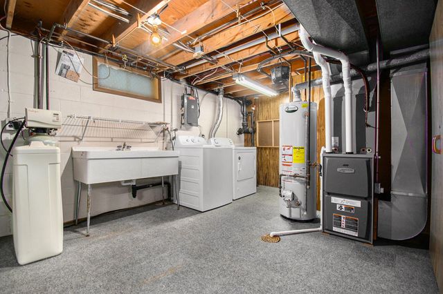 7232 W Lynwood Drive, Michigan City, IN 46360