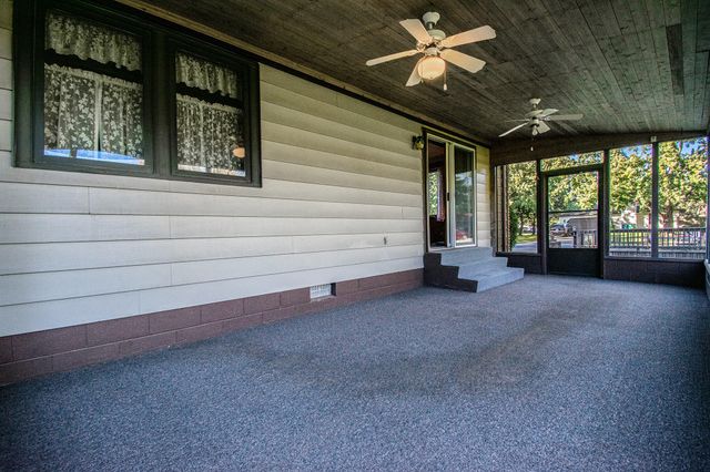 7232 W Lynwood Drive, Michigan City, IN 46360