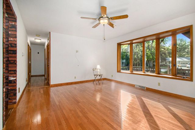 7232 W Lynwood Drive, Michigan City, IN 46360