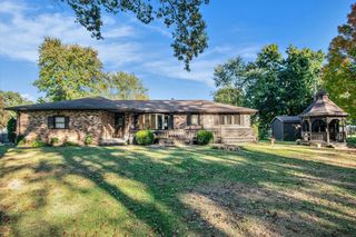 7232 W Lynwood Drive, Michigan City, IN 46360