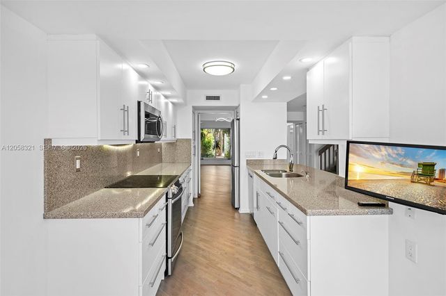 3748 NE 209th Terrace, Aventura, FL 33180