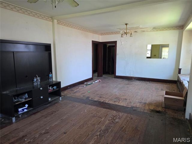 2900 W Main Street, Belleville, IL 62226