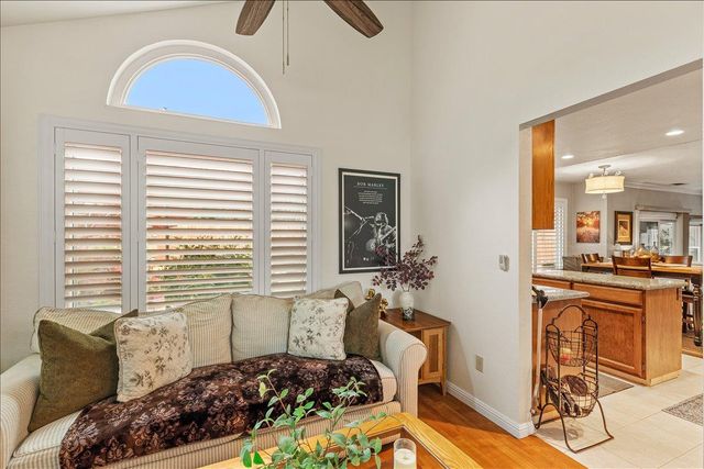 1565 Daniels St, Manteca, CA 95337