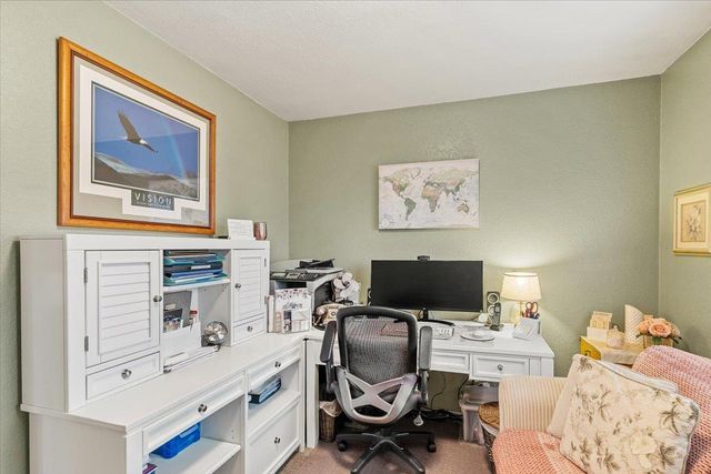 1565 Daniels St, Manteca, CA 95337