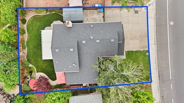 1565 Daniels St, Manteca, CA 95337