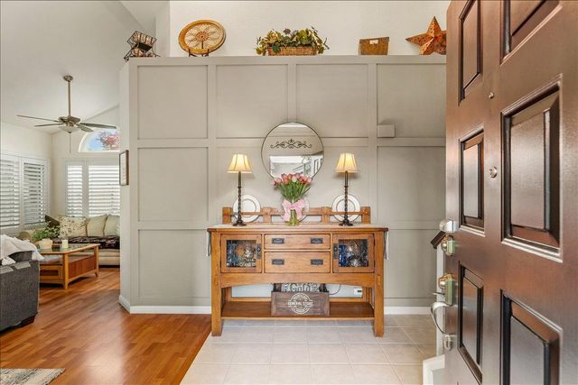 1565 Daniels St, Manteca, CA 95337