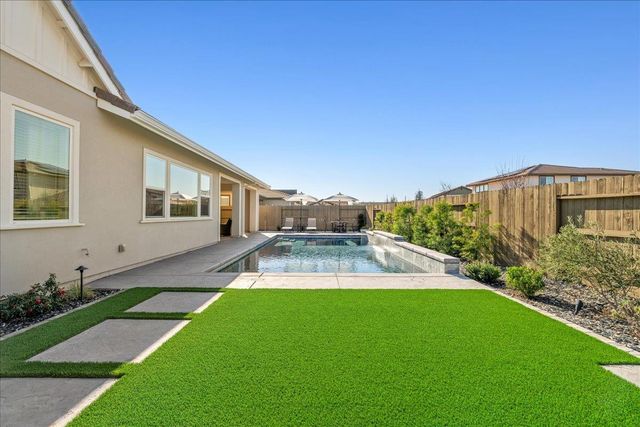 5108 Turnberry Dr, Lincoln, CA 95648