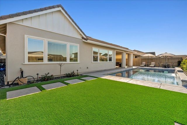 5108 Turnberry Dr, Lincoln, CA 95648