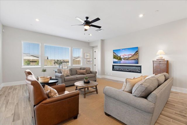 5108 Turnberry Dr, Lincoln, CA 95648